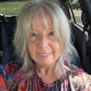 Meet your Posher, Henrietta